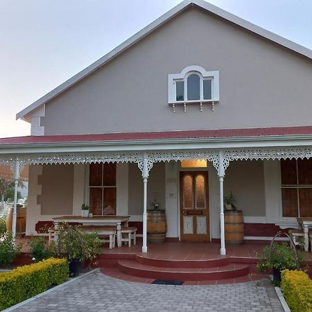 Monte Rosa Guesthouse Росонвілл Екстер'єр фото