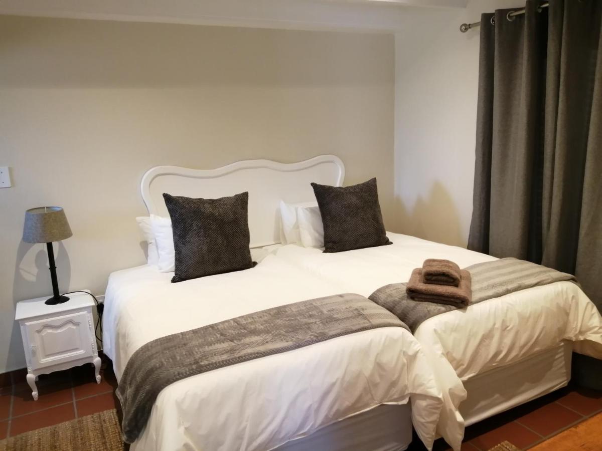 Monte Rosa Guesthouse Росонвілл Екстер'єр фото