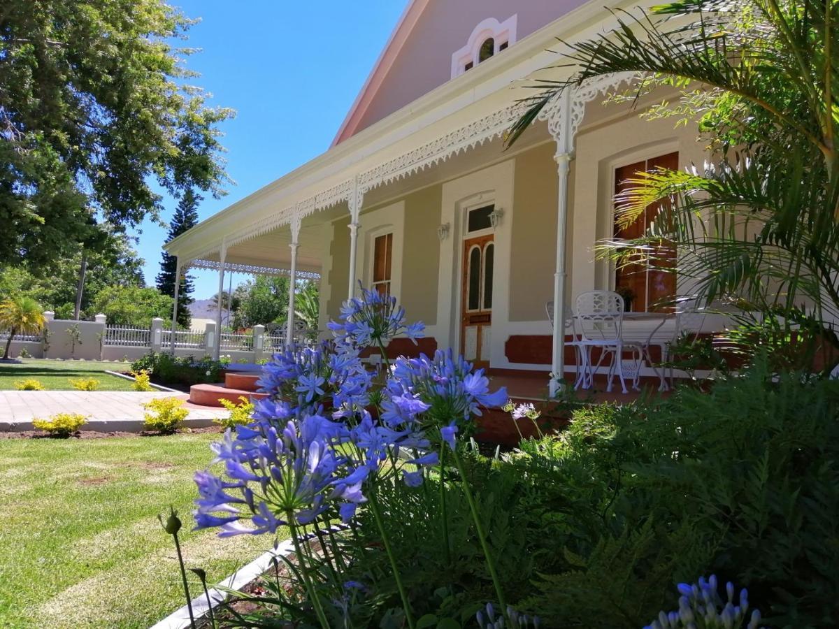 Monte Rosa Guesthouse Росонвілл Екстер'єр фото