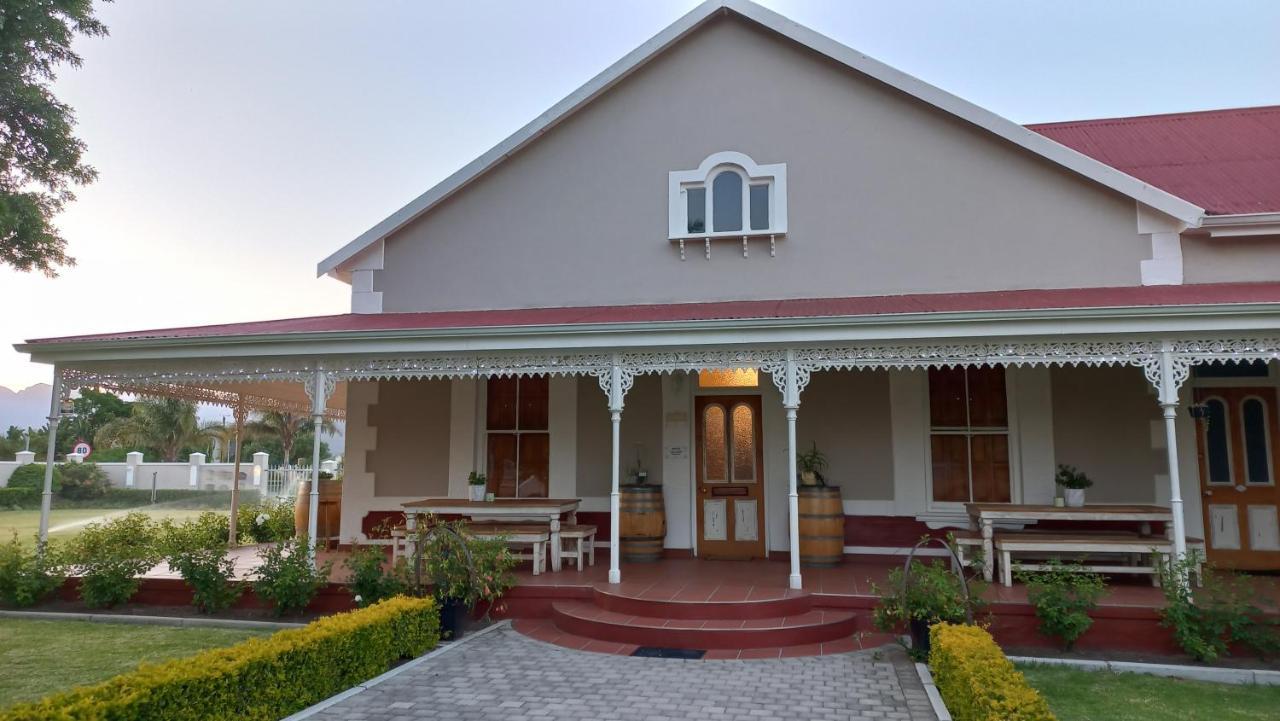 Monte Rosa Guesthouse Росонвілл Екстер'єр фото